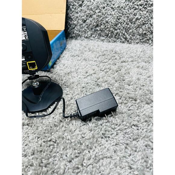 Cisco Wireless Internet Home Basic Monitoring Camera 640 x 480 - Picture 9 of 11